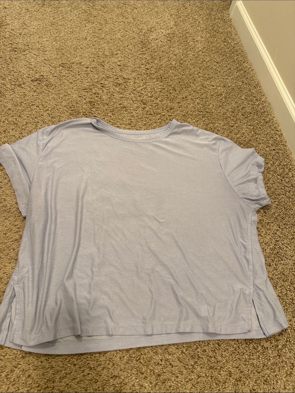 Women’s active Crew Neck Tee in Light Lavender